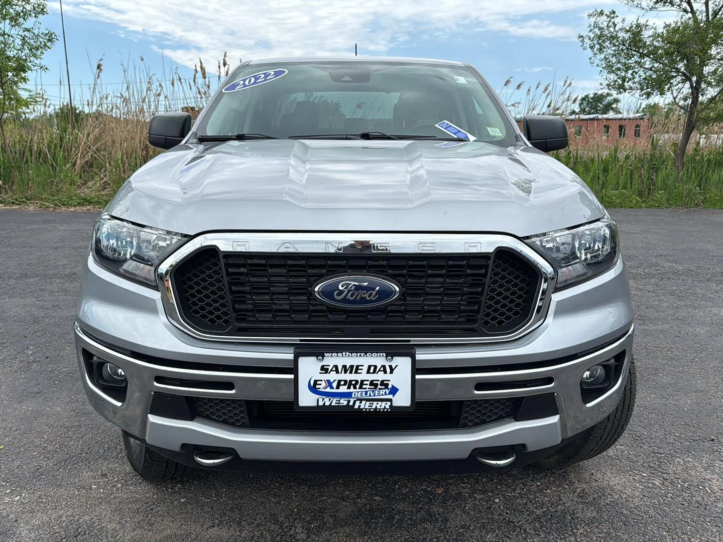 Used 2022 Iconic Silver Ford XLT image 12