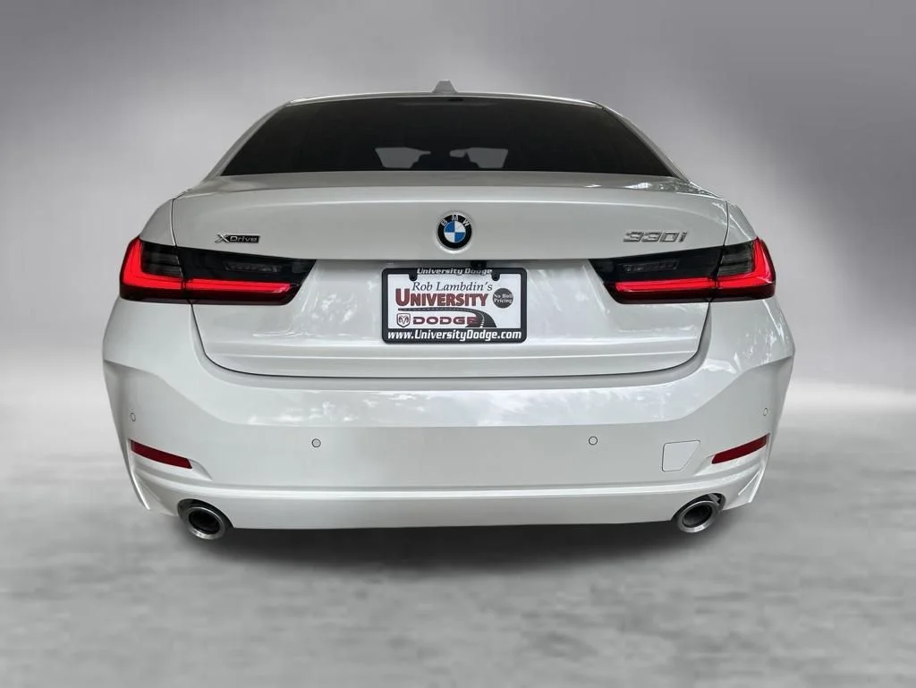 Used 2026 White BMW 330i xDrive image 28