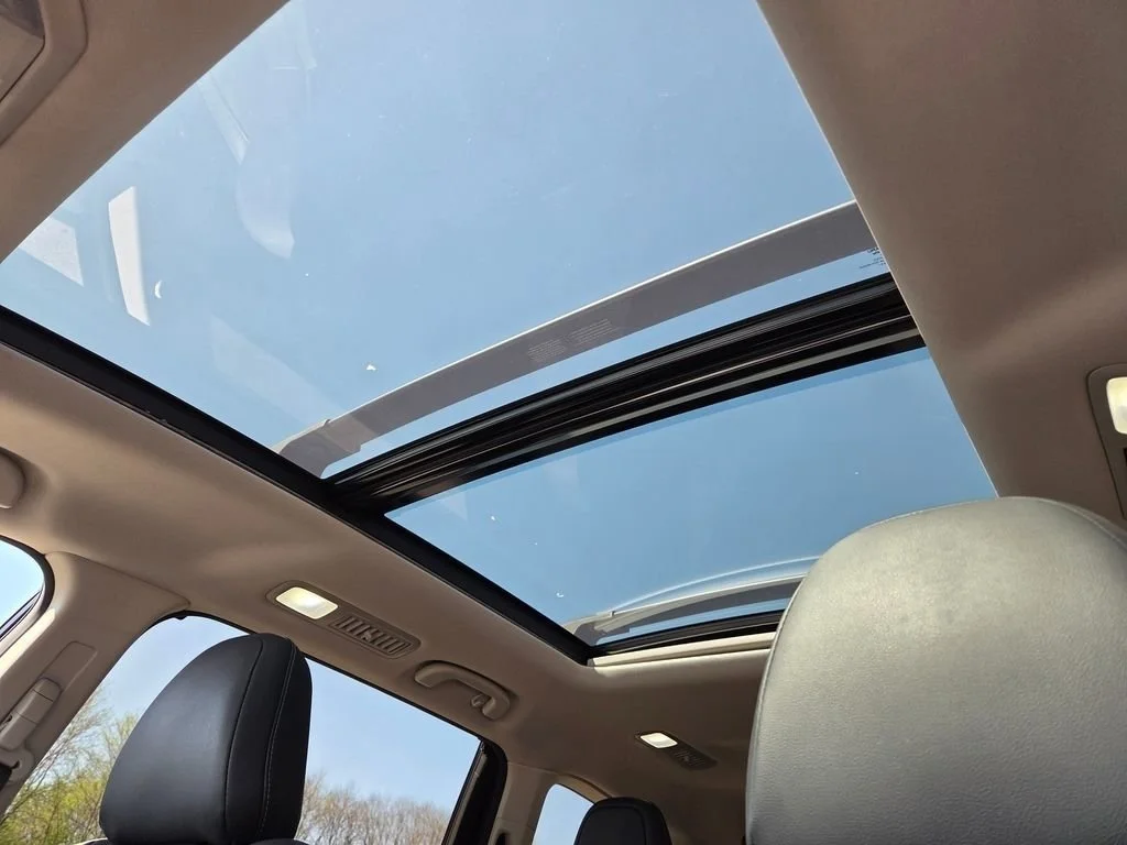 2022 Subaru Ascent Touring - Photo 8