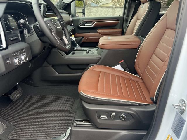 New 2026 Glacier White Tricoat GMC Denali Ultimate image 17