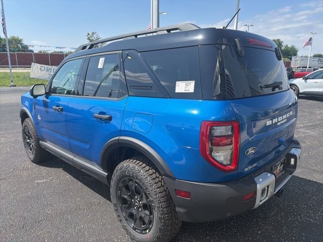 New 2026 Velocity Blue Metallic Ford Outer Banks® image 30
