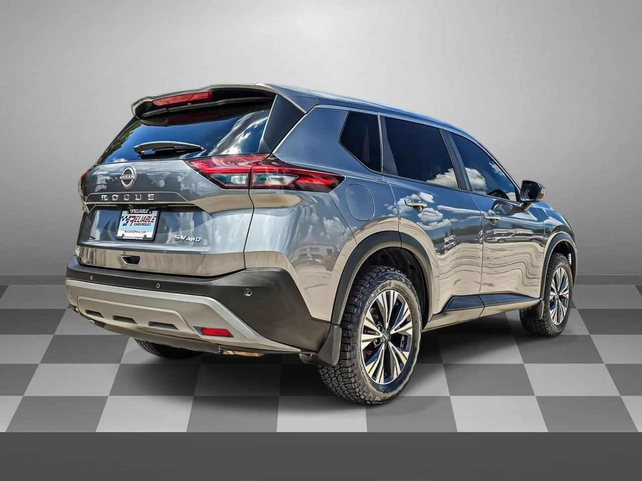Used 2023 Gray Nissan SV Intelligent AWD image 5