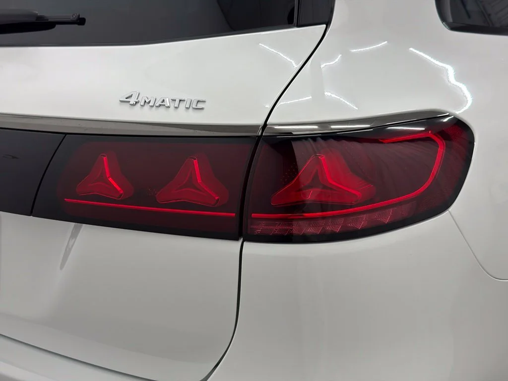 New 2027 White Mercedes-Benz GLS 450 image 9