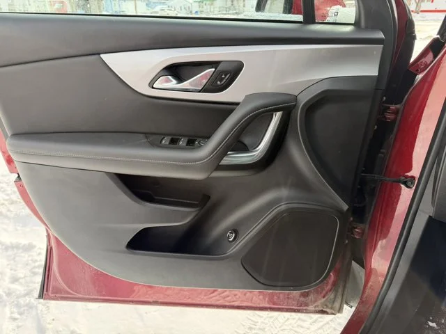 Used 2023 Radiant Red Tintcoat Chevrolet LT image 29