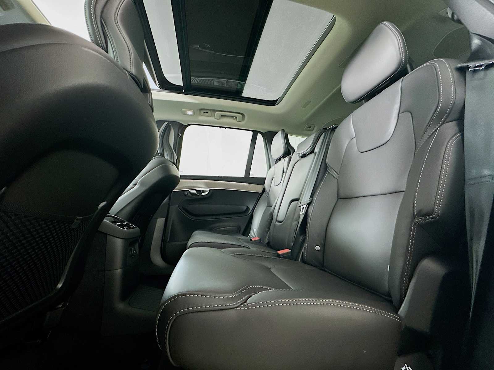 2025 Volvo XC90 Ultra - Photo 23