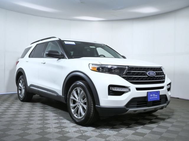 Certified Used 2023 White Ford XLT image 1