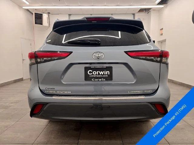 Used 2022 Moon Dust Toyota Limited image 4