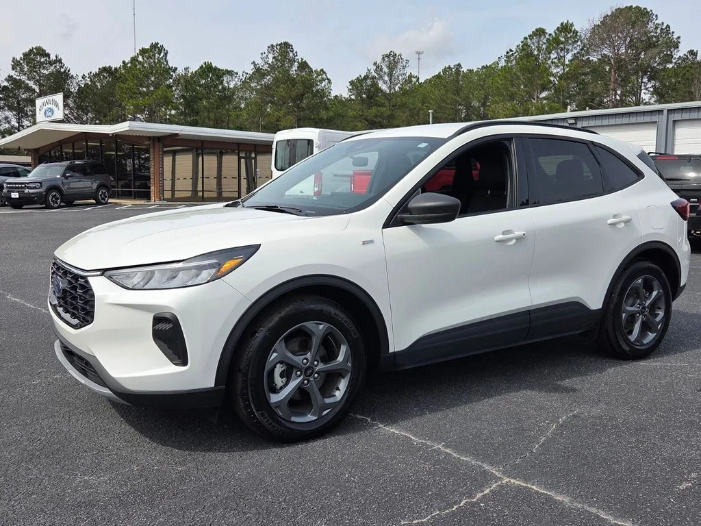 Used 2025 White Ford ST-Line image 3
