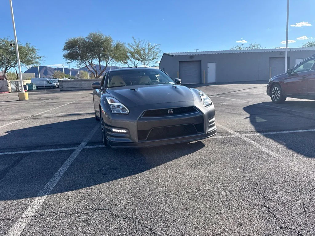Used 2015 Gray Nissan Premium image 5