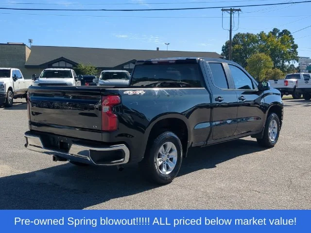 Used 2020 Black Chevrolet LT image 13