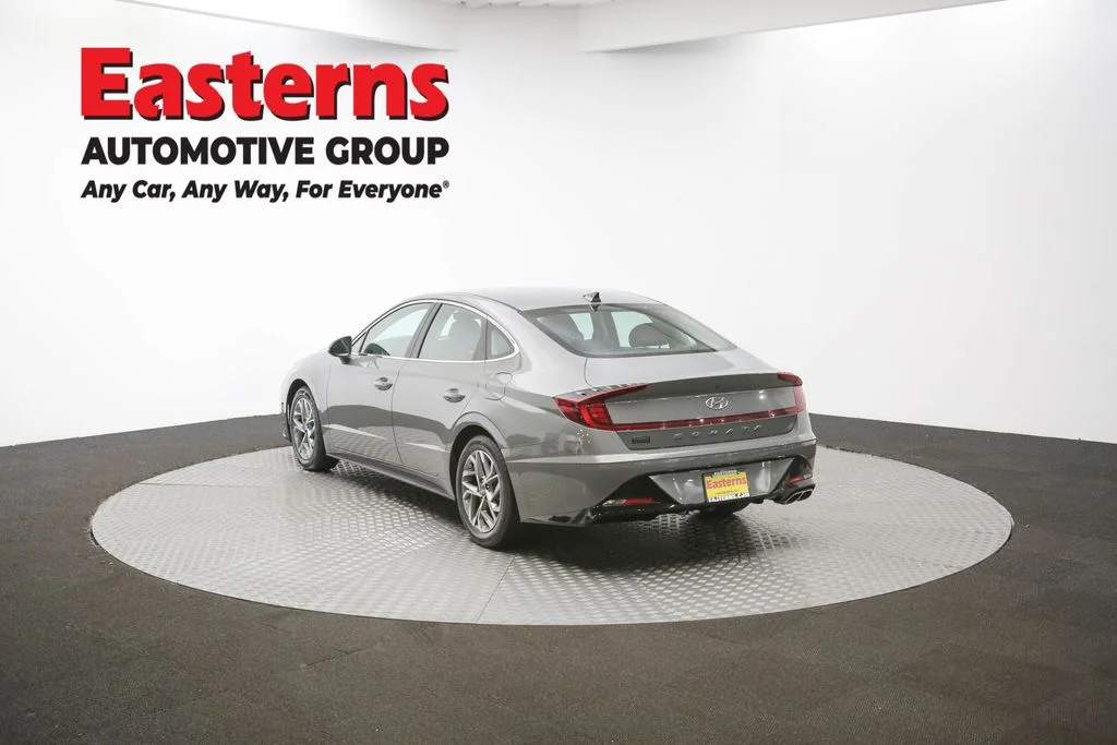 Used 2023 Gray Hyundai SEL image 60