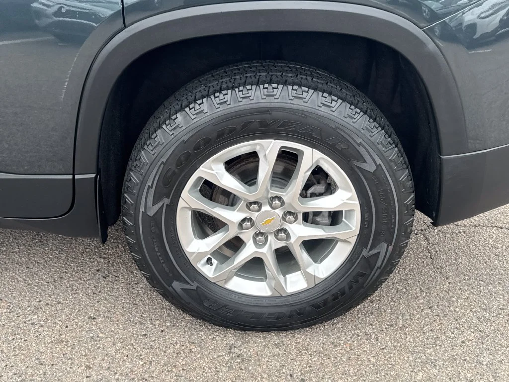 Used 2020 Gray Chevrolet 3LT image 42