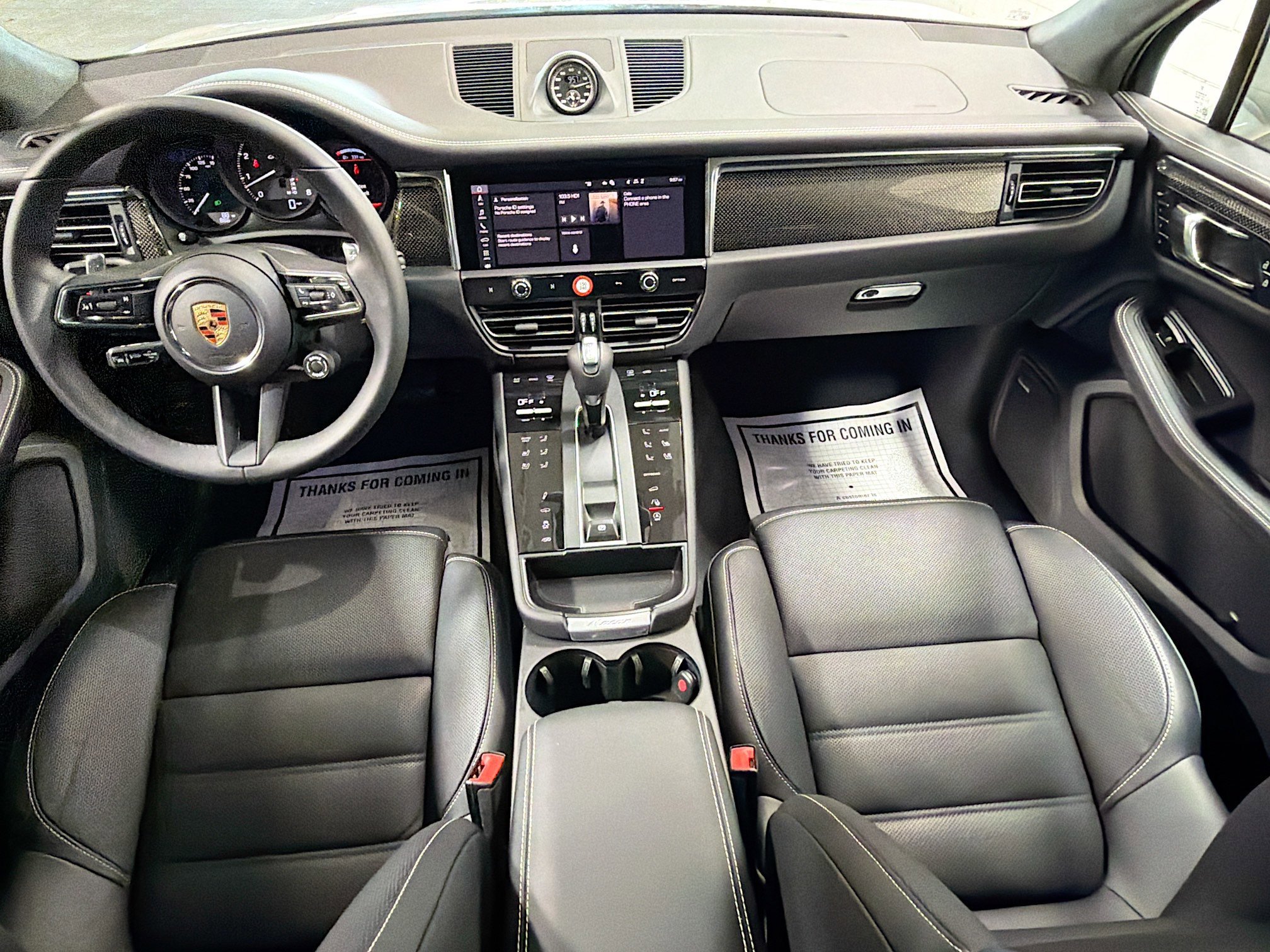 2026 Porsche Macan GTS - Photo 16
