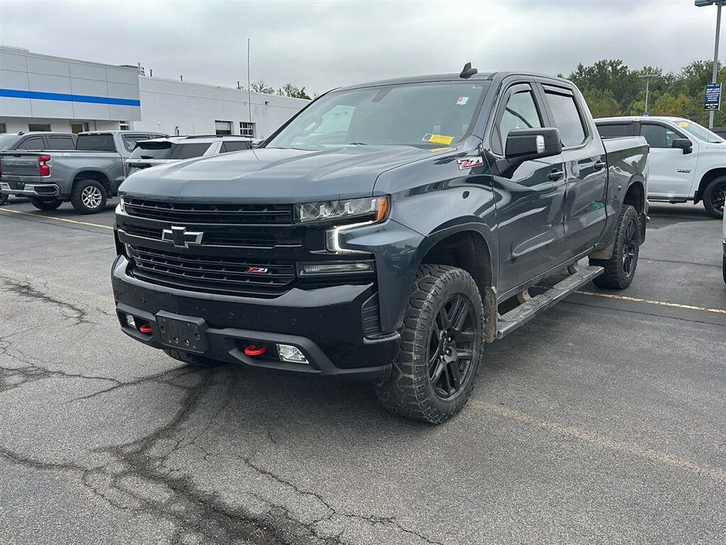 Used 2022 Shadow Gray Metallic Chevrolet LT Trail Boss image 5
