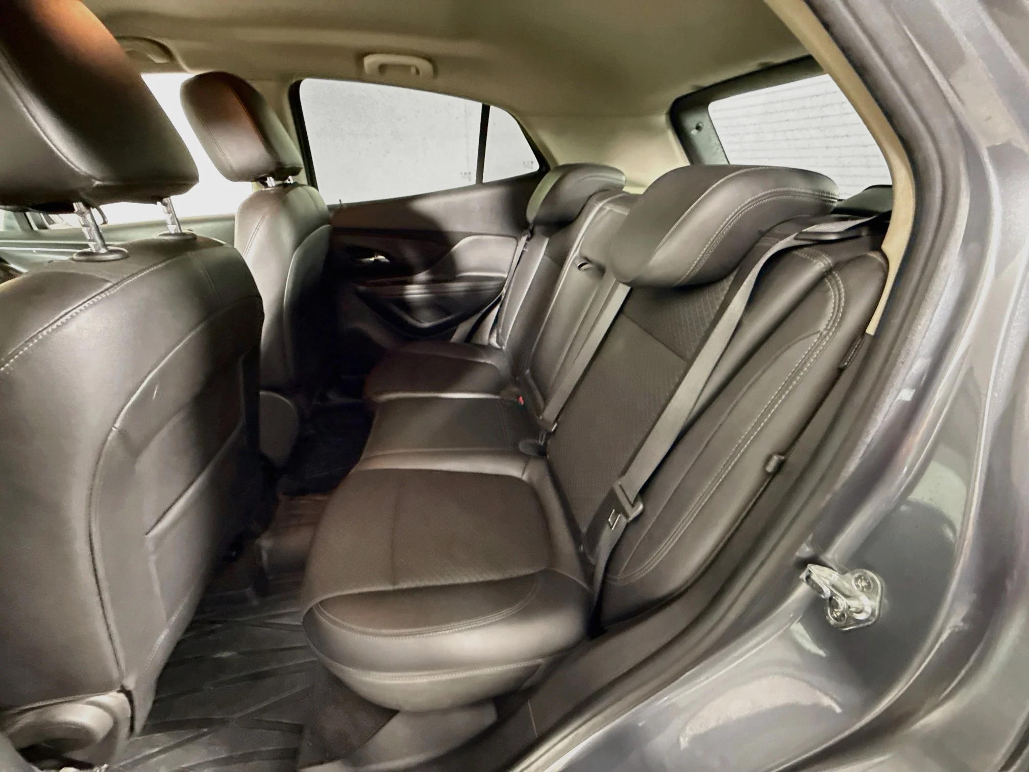 Used 2019 Gray Buick Preferred image 4