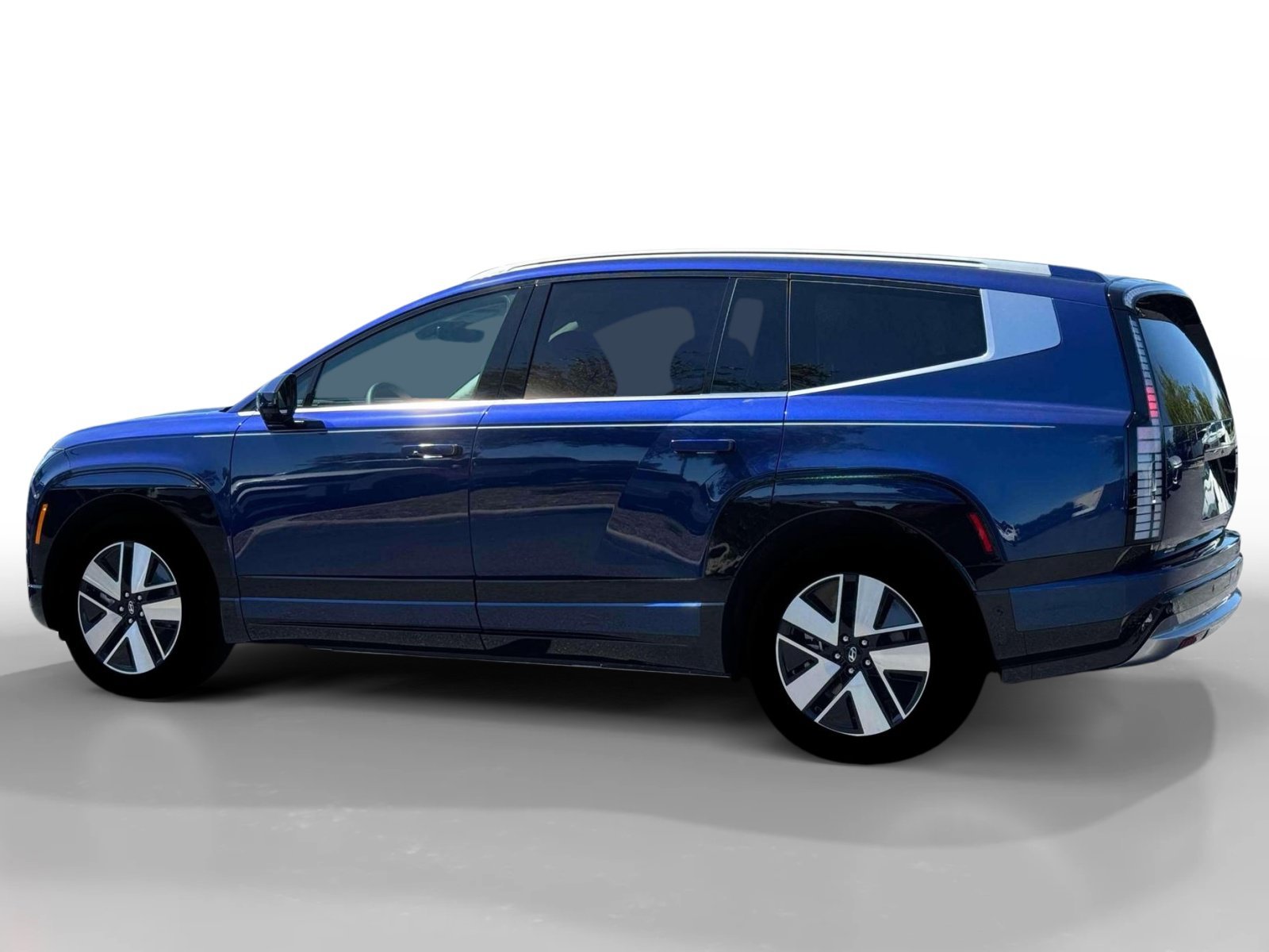 New 2026 Cosmic Blue Hyundai SEL image 4