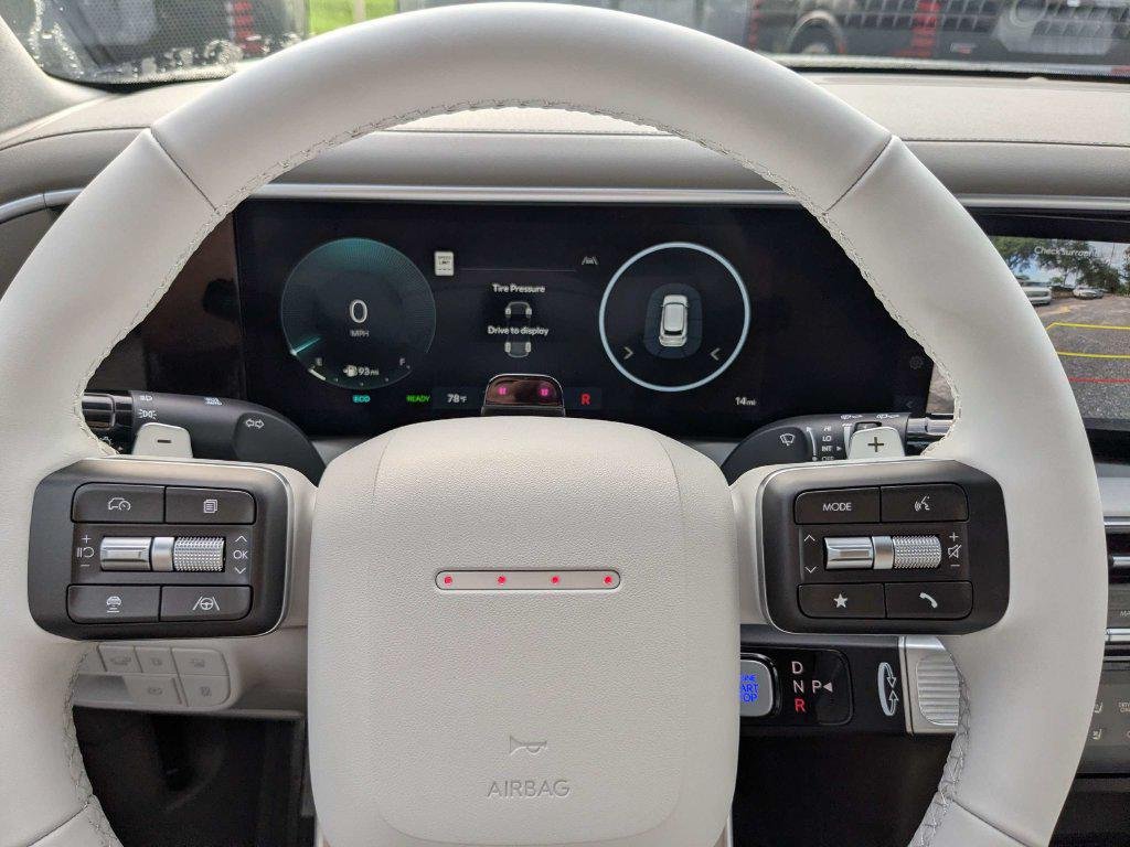 New 2027 Black Hyundai Limited 7P image 30