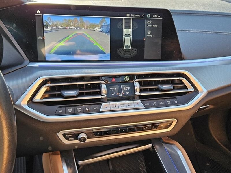 Used 2023 Mineral White Metallic BMW xDrive40i image 25