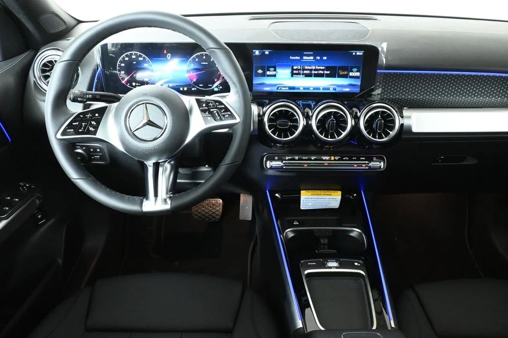 Used 2026 White Mercedes-Benz GLB 250 image 16