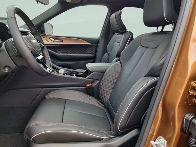 New 2026 Copper Shino Metallic Clear-Coat Exterior Paint Jeep Summit image 25