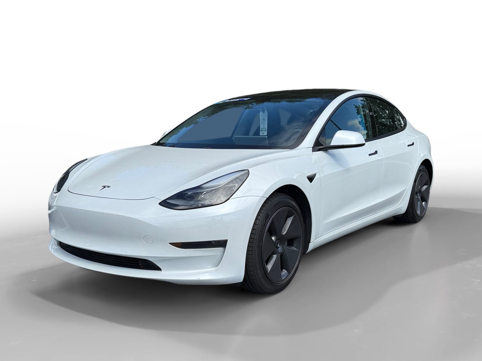 2021 Tesla Model 3 Standard Range Plus's photo