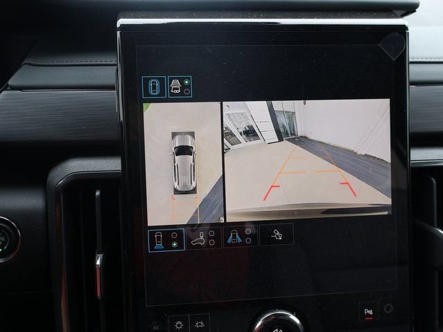 2026 GMC Acadia AT4 - Photo 25