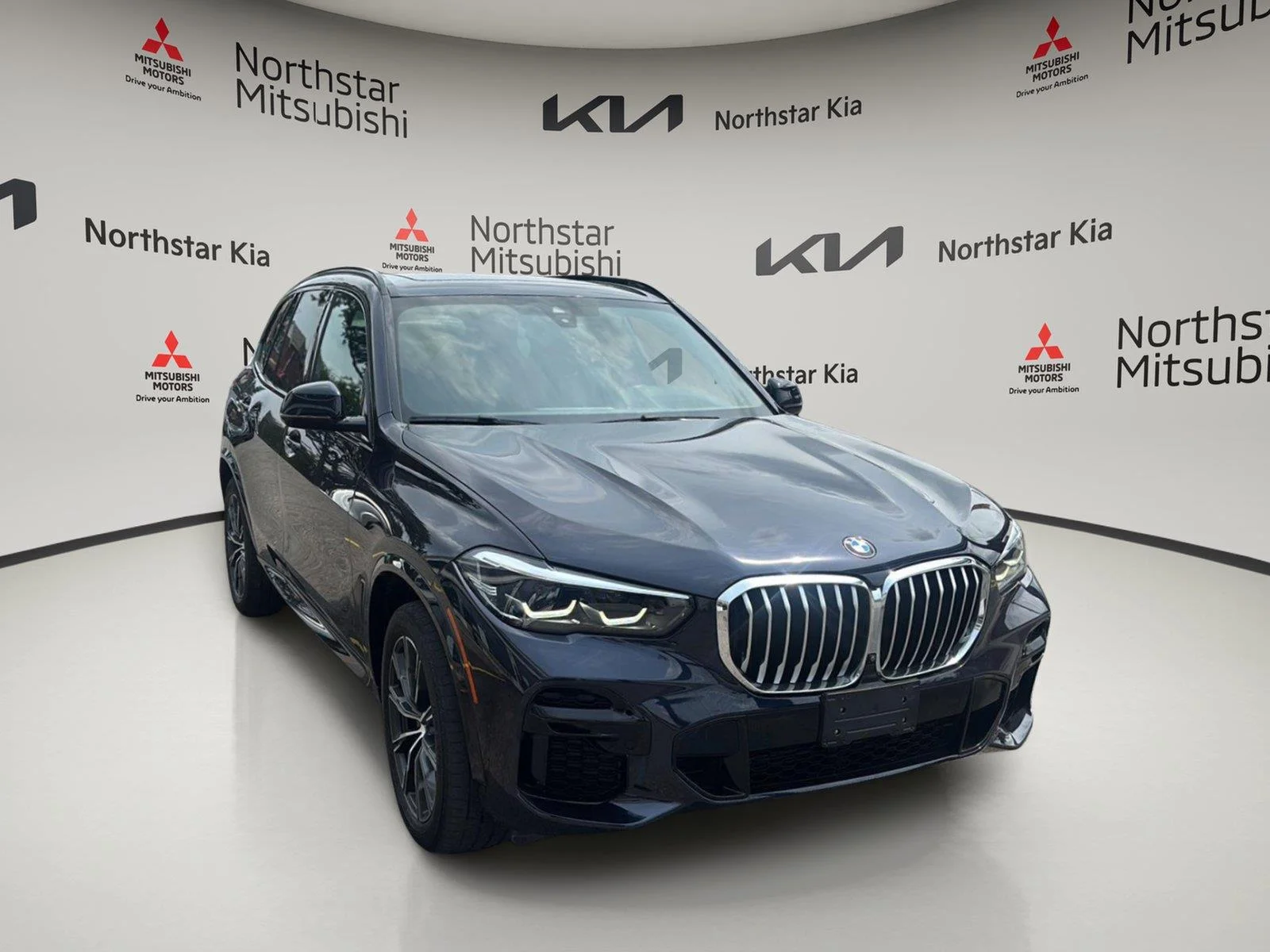 Used 2023 Carbon Black Metallic BMW xDrive40i image 18