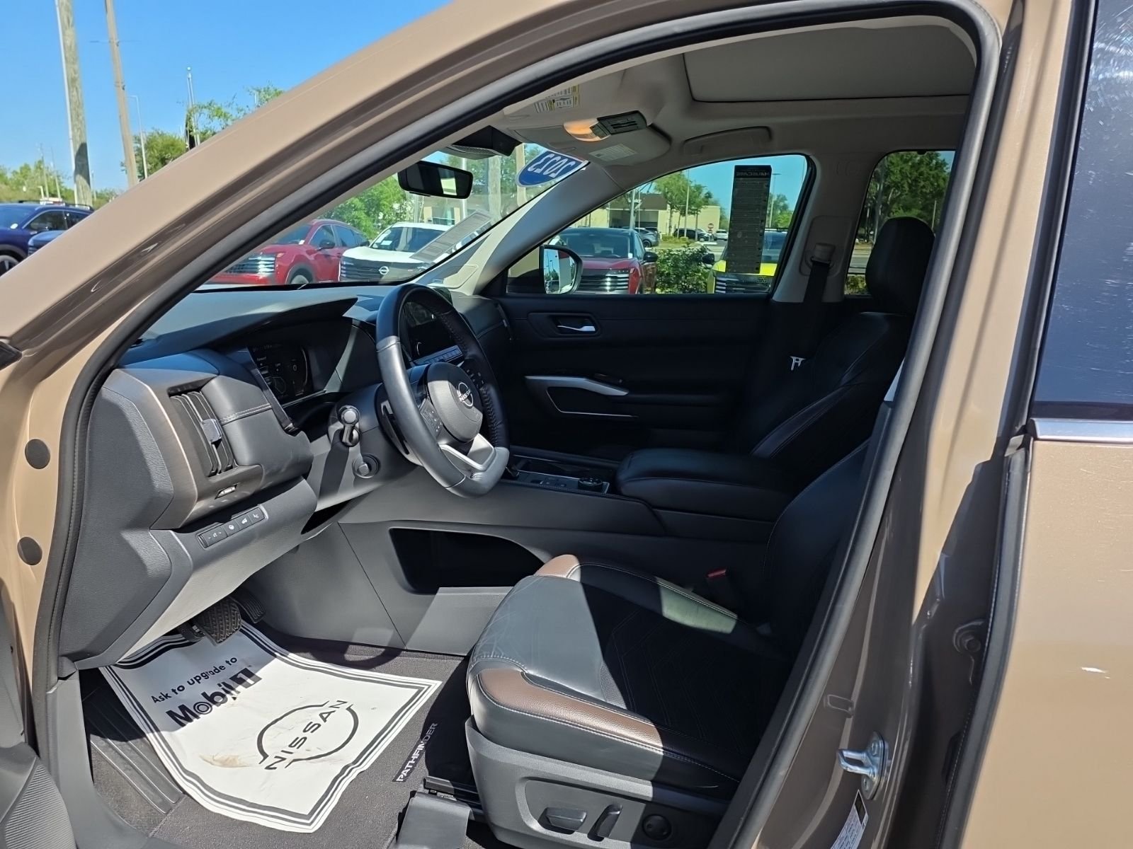 Certified Used 2023 Beige Nissan Platinum image 18