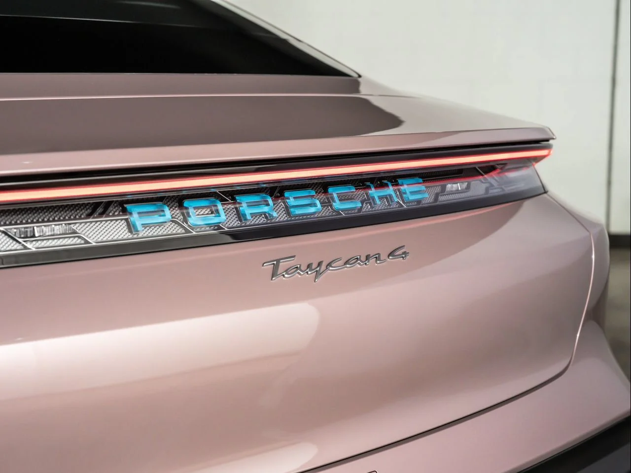 Used 2025 Red Porsche 4 image 33