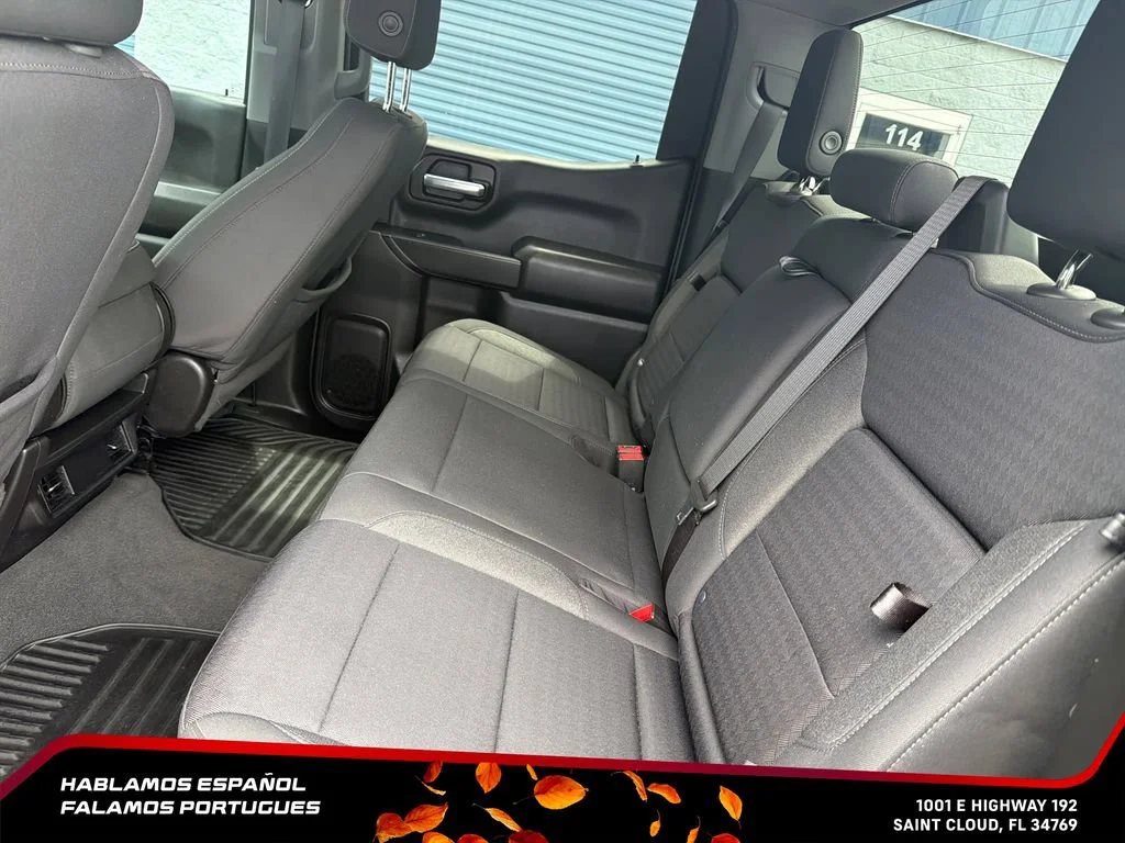 Used 2023 BLACK Chevrolet Custom image 24