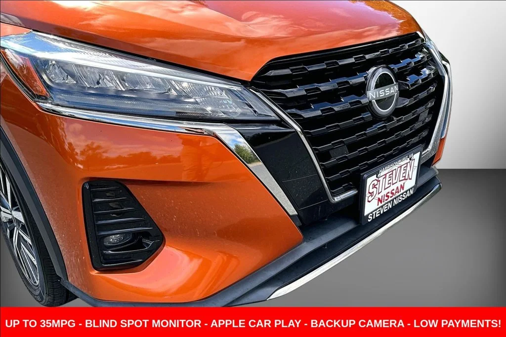 Used 2023 Orange Nissan SR image 36