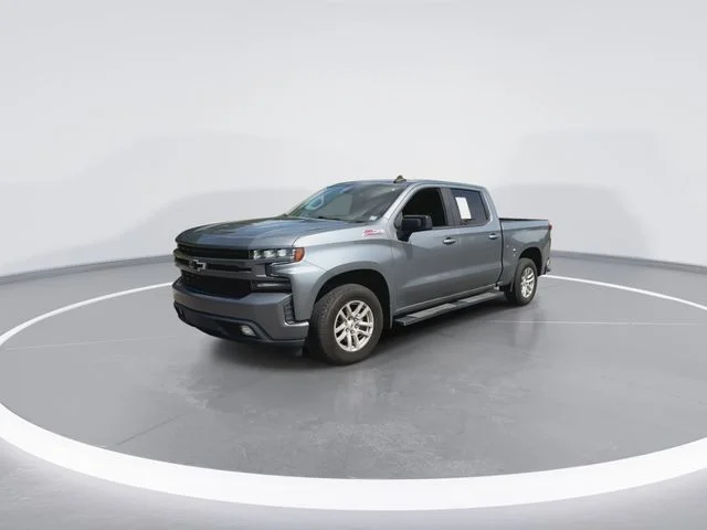 Used 2021 Gray Chevrolet RST image 4