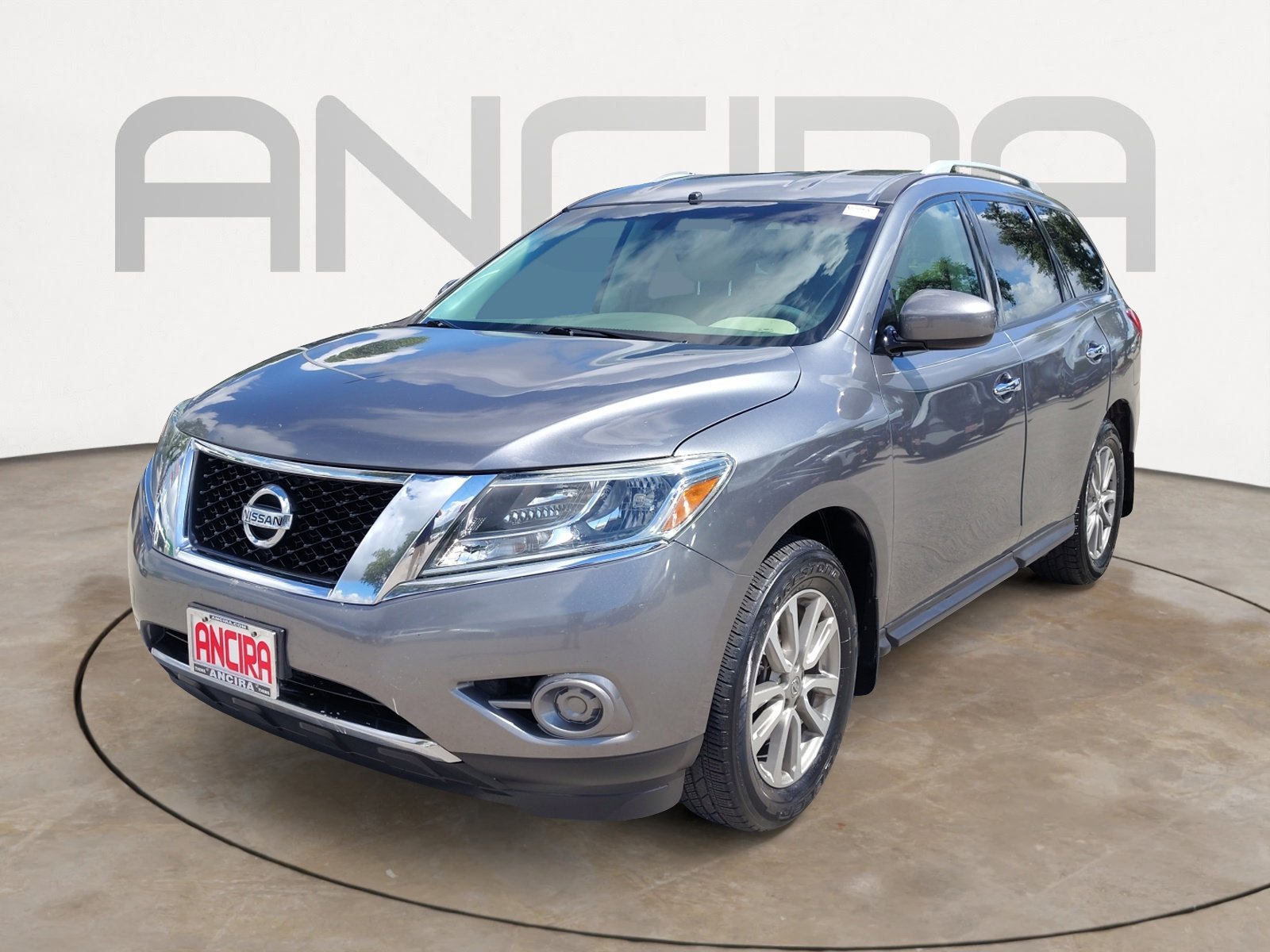 Used 2015 Gun Metallic Nissan S image 6