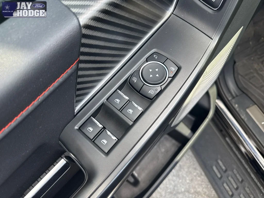 Used 2025 Black Metallic Ford Raptor image 24