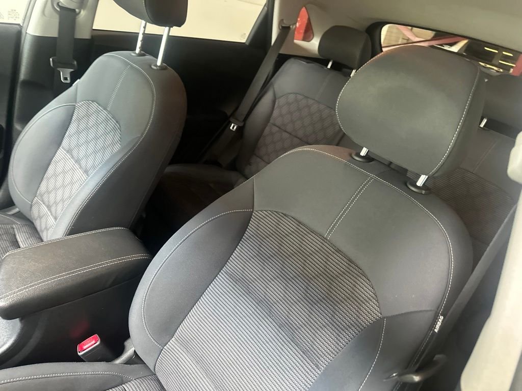 Used 2019 Black Kia LX image 10