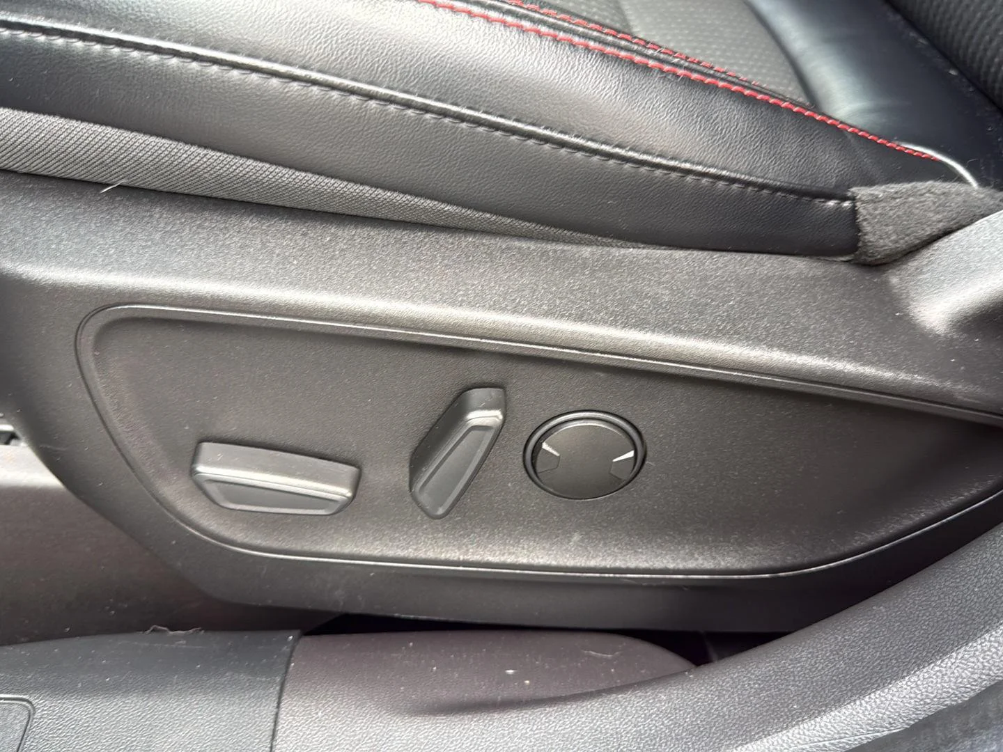 Used 2023 Vapor Blue Ford ST-Line image 14