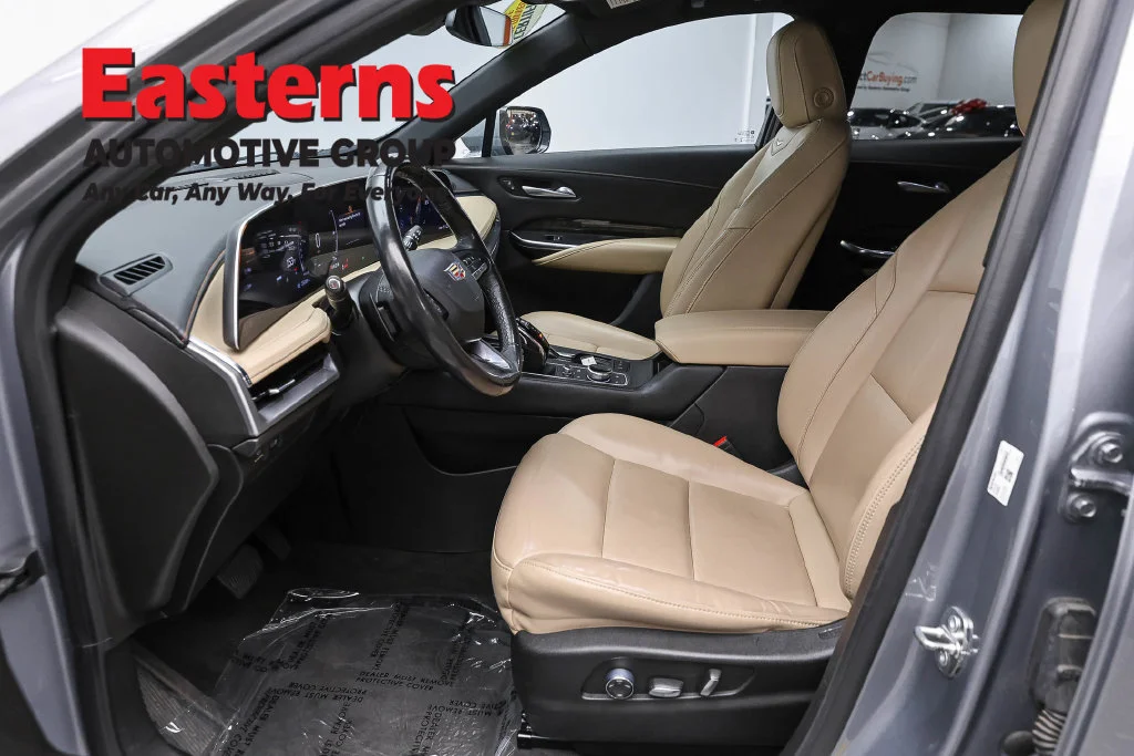 Used 2024 Silver Cadillac Premium Luxury image 14