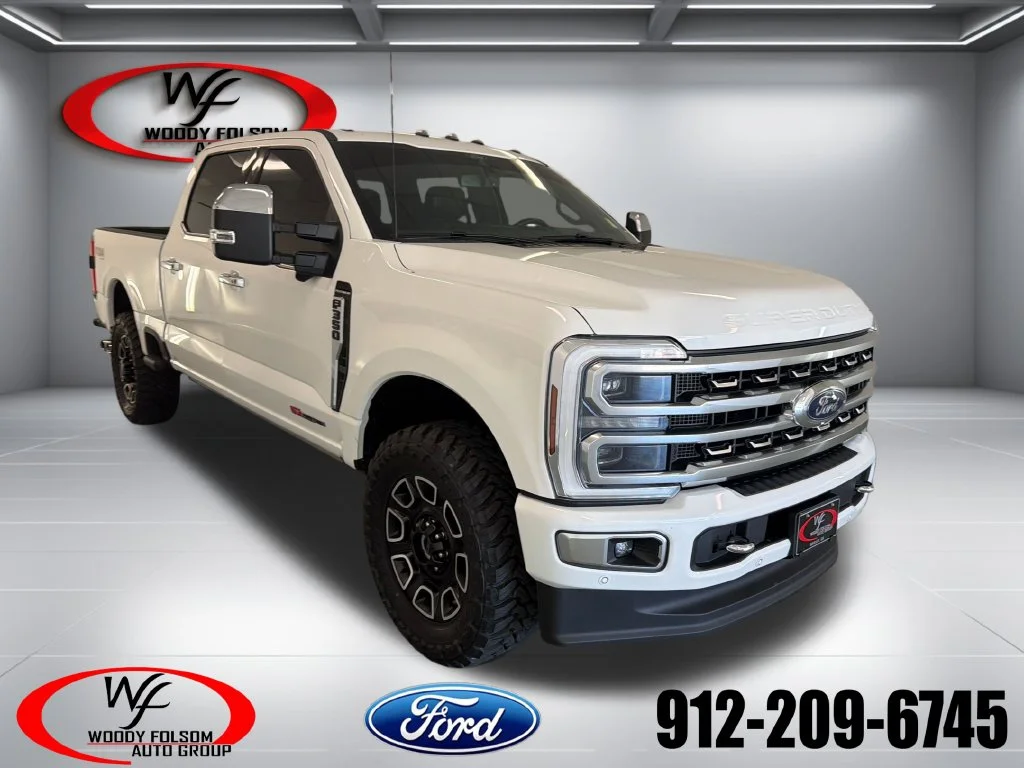 Used 2024 White Ford Platinum image 1