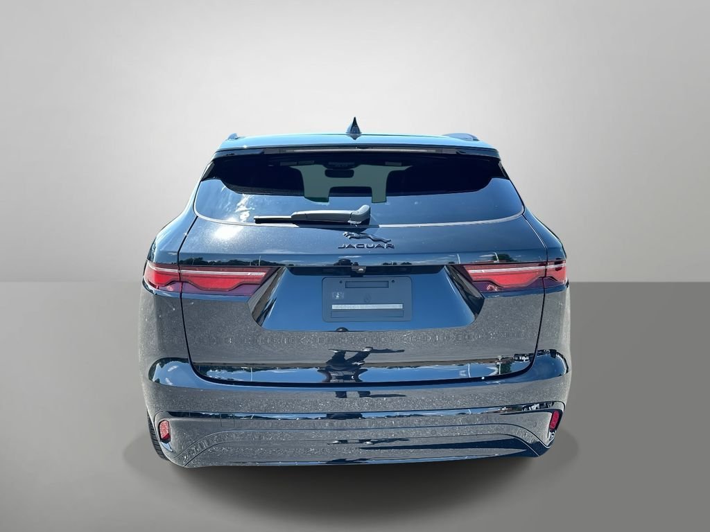 2025 Jaguar F-PACE R-Dynamic S - Photo 15