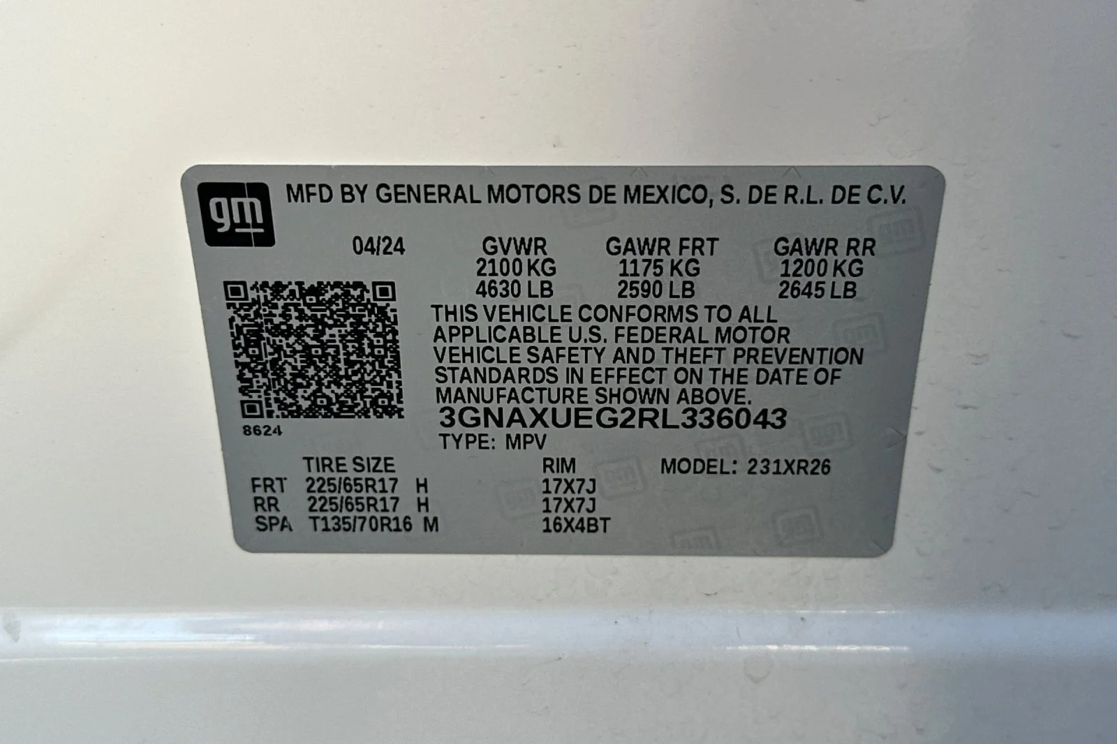 Used 2024 Summit White Chevrolet LT image 30
