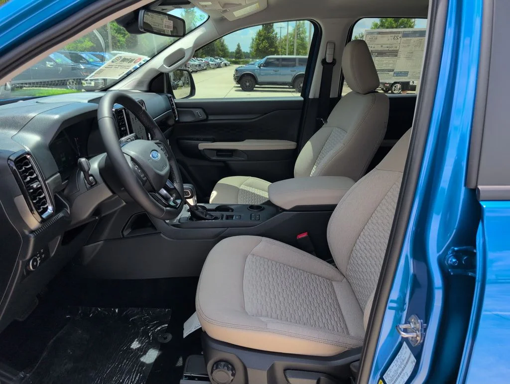 New 2026 Blue Ford XLT image 5