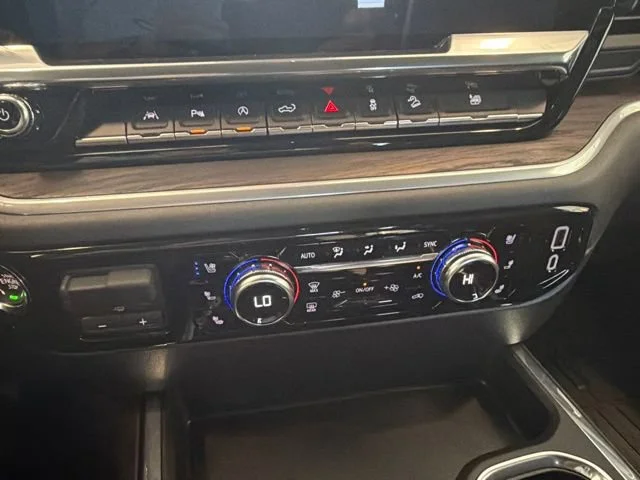 New 2026 Onyx Black GMC SLT image 44