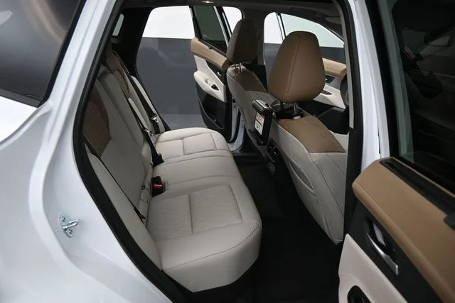 New 2026 Everest White Pearl TriCoat Nissan Platinum image 15