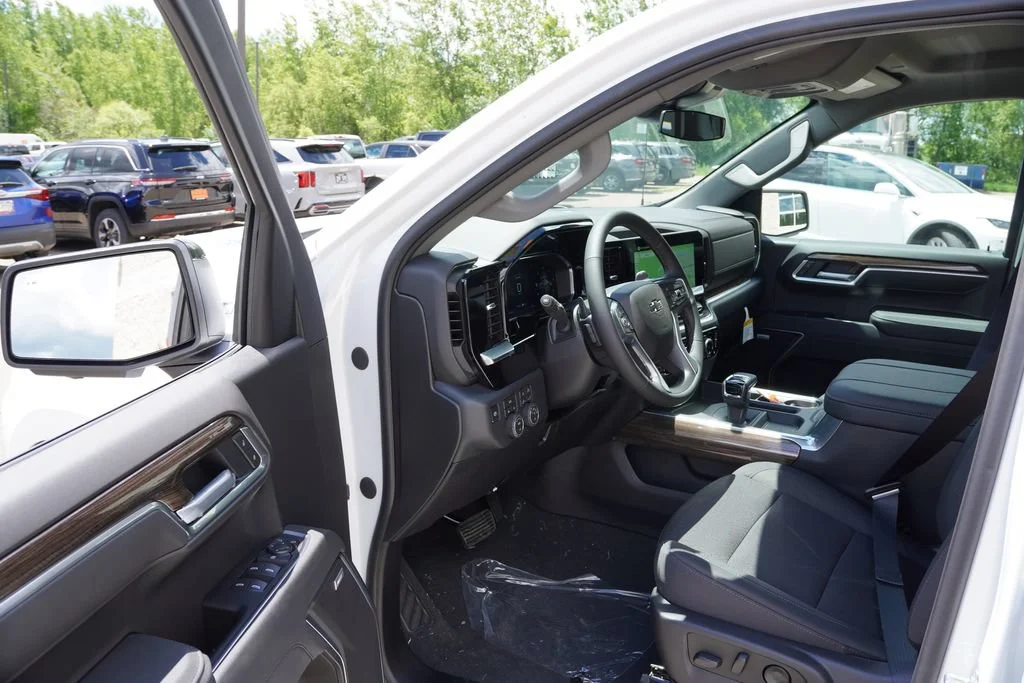 2026 Chevrolet Silverado 1500 RST - Photo 10