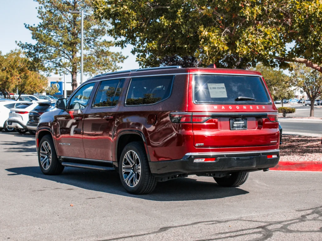 Used 2023 Velvet Red Pearl Jeep Series II image 7