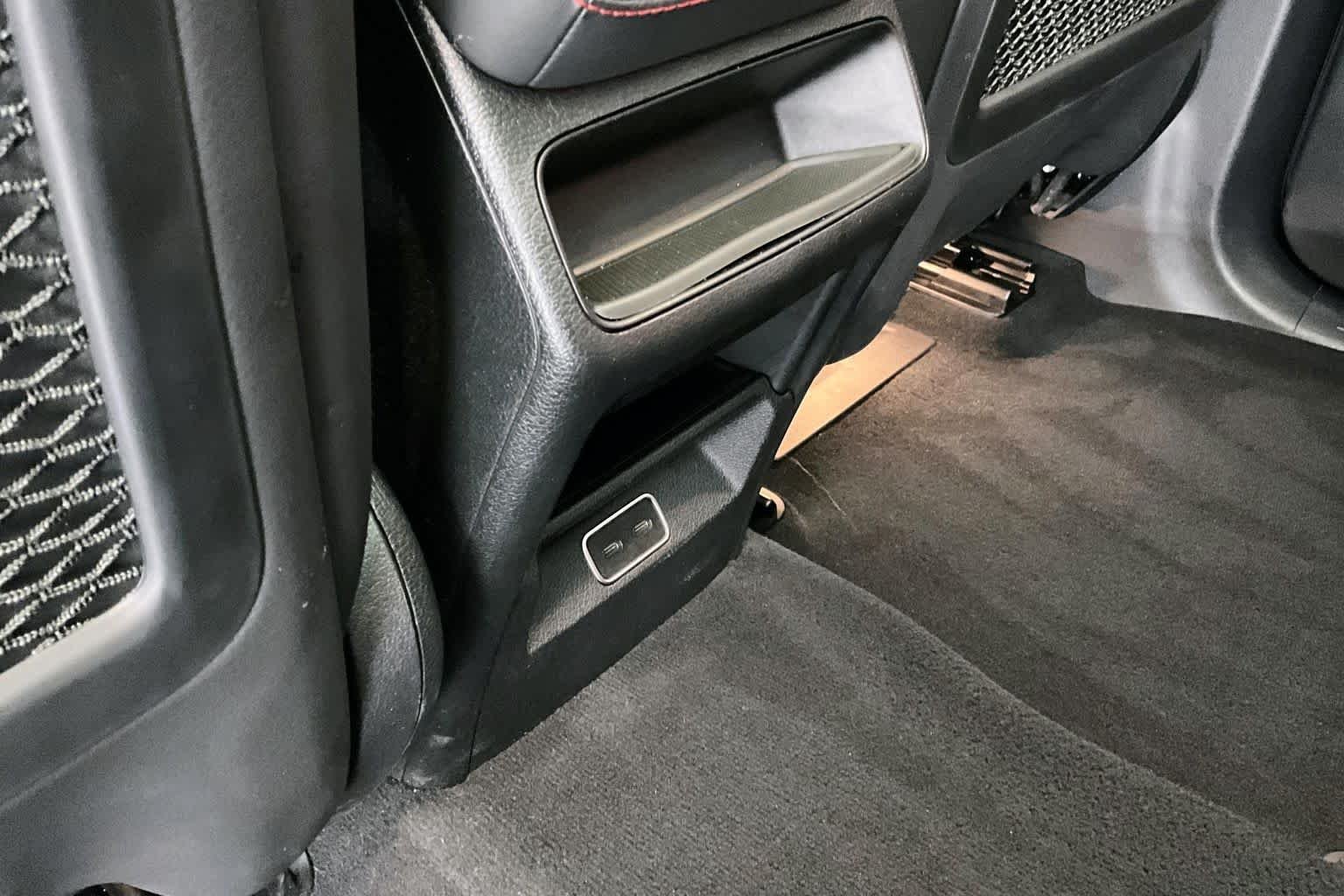 Certified Used 2024 Cirrus Silver Metallic Mercedes-Benz AMG® GLE 63 S image 28