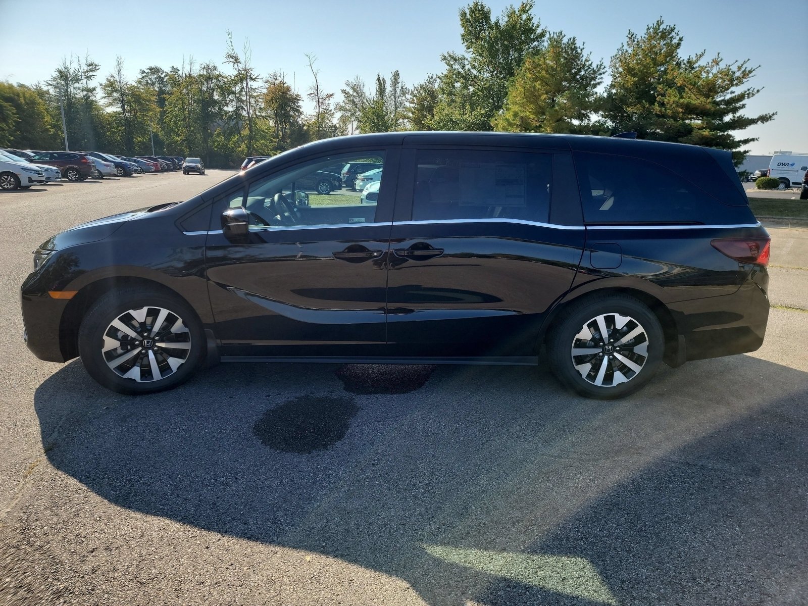 New 2026 Crystal Black Pearl Honda EX-L image 16
