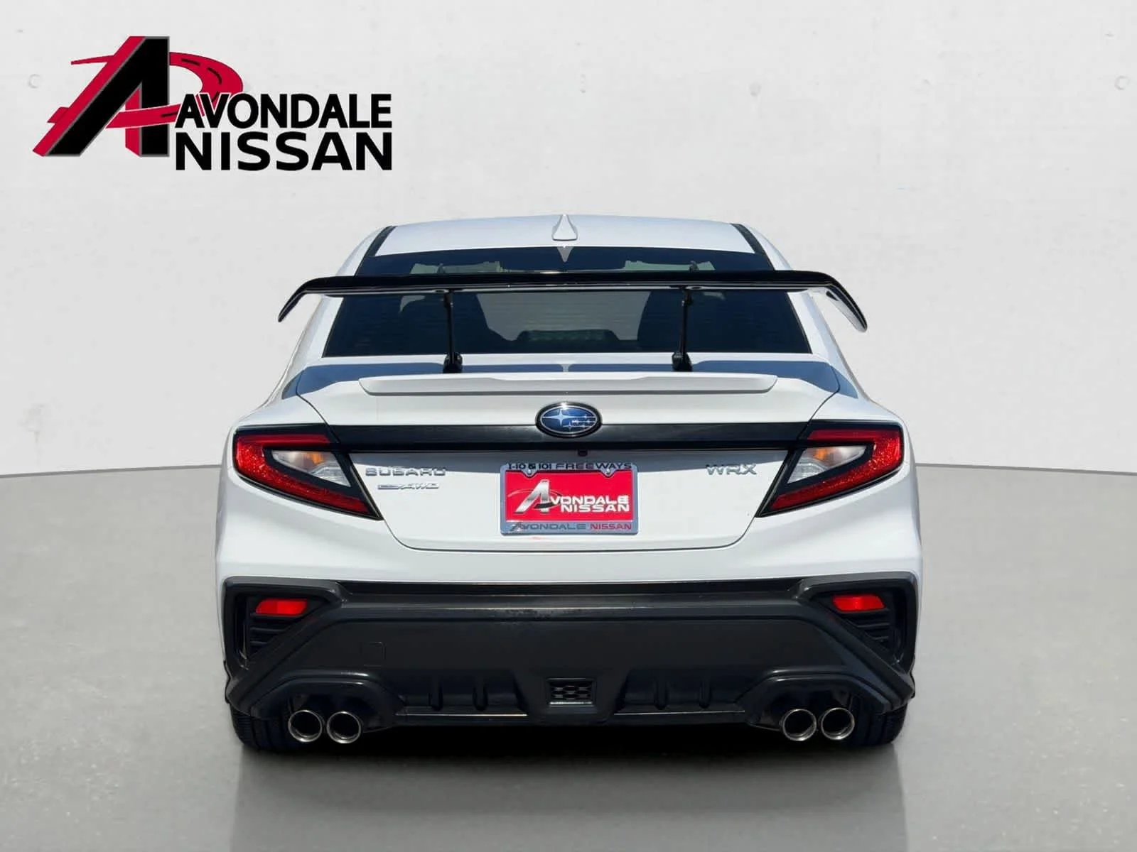 Used 2022 Ceramic White Subaru Premium image 5
