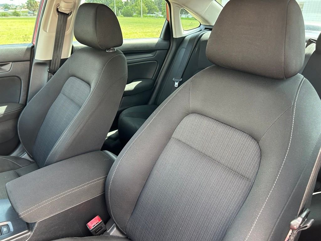 Used 2022 Red Honda LX image 18