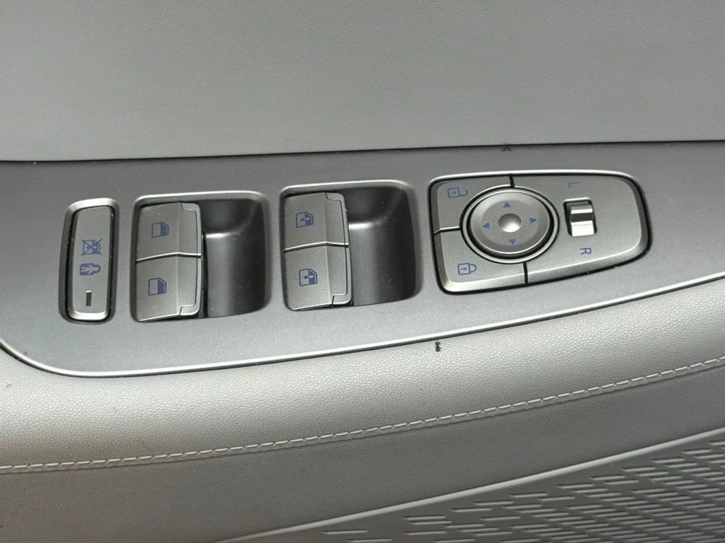 Used 2024 Typhoon Silver Hyundai SEL image 24